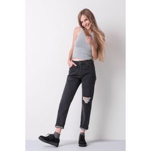 Subdued boyfriend jeans