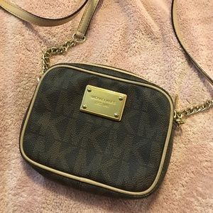 MK small clutch