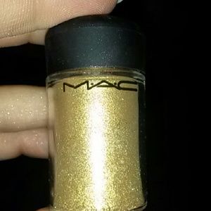 NIB 4.5g MAC pigment