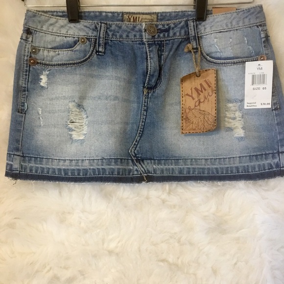 YMI skirt NWT