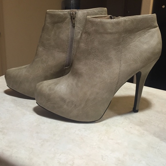 Olive Booties - image 3