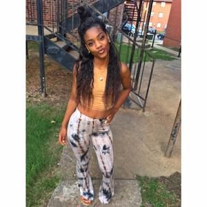 Meet your Posher, Brittany