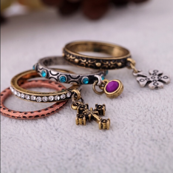 Vintage Style Gypsy Ring Set - Picture 4 of 4