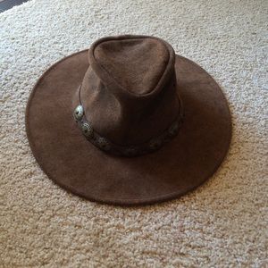 Suede wide brim cowboy style hat