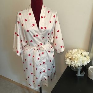 CUTE HEART DRESSING GOWN / BATHROBE!