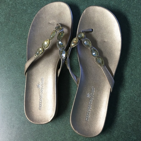 Flip flops with jewels