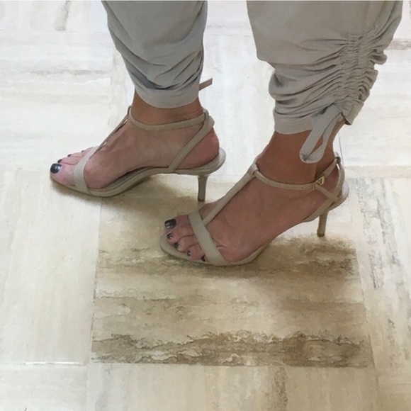 Calvin Klein beige nude strappy low kitten heels - Picture 4 of 4