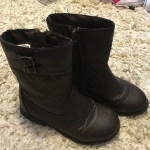 Carters Boots size 11