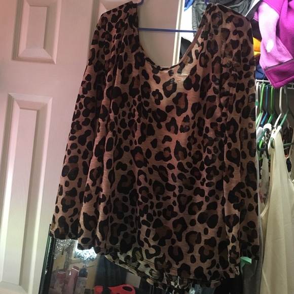 💎 brown and black cheetah with red bow back💎