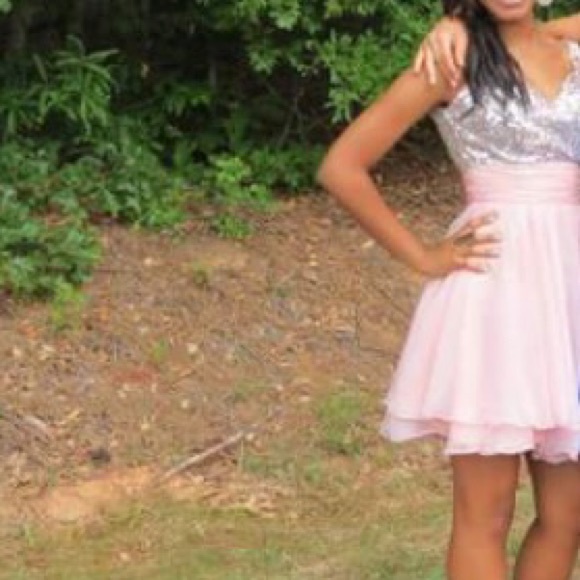 Pink forma/prom/homecoming dress - Picture 4 of 4