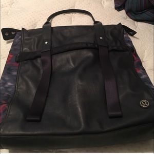 Lululemon follow your bliss bag in navy