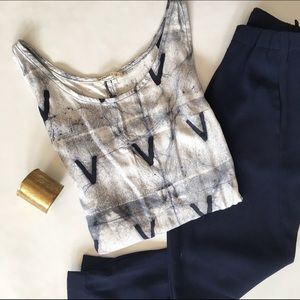 Della tank top
