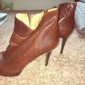 ♦️Last Call♦️Nine West Brown Heel Booties