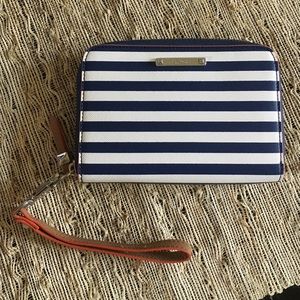 Stella & Dot Chelsea Tech Wallet - Navy Stripe