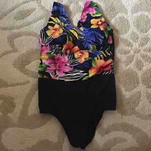 One piece swimsuit with tropical print
