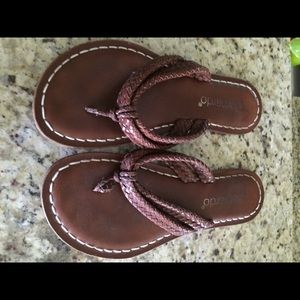 Bernardo brown flip flops size 8