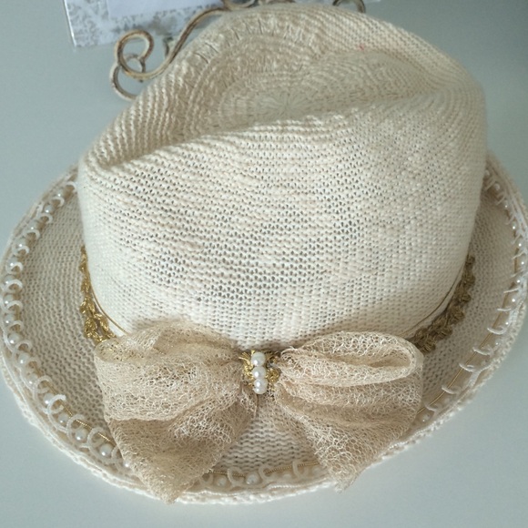 Custom made Fedora