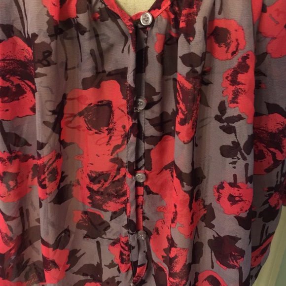 Juniors Large Top - Picture 3 of 3