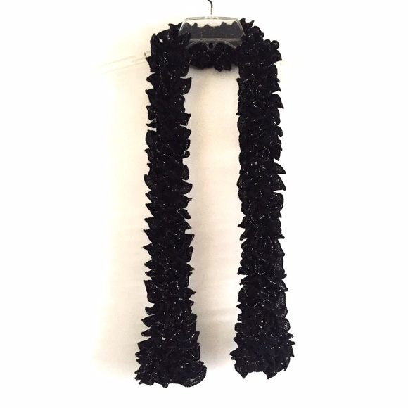 NWOT HAND MADE SCARF - Picture 2 of 4