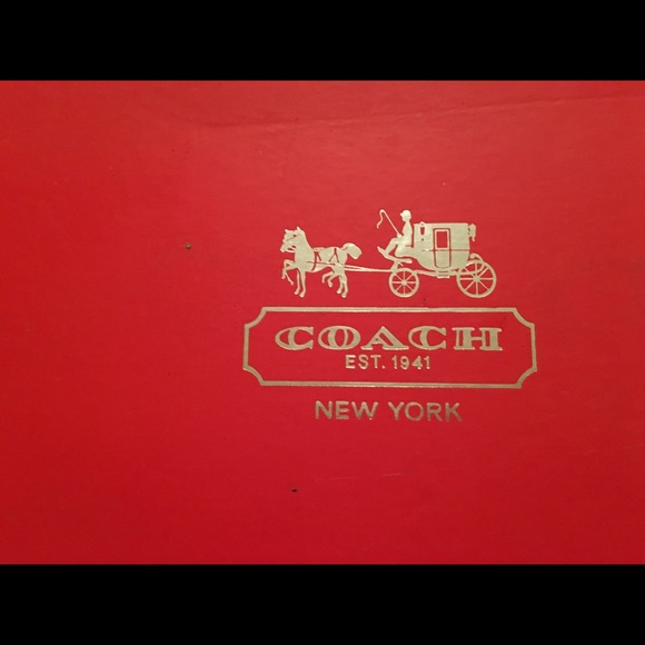 Shoes - Picture 2 of 4