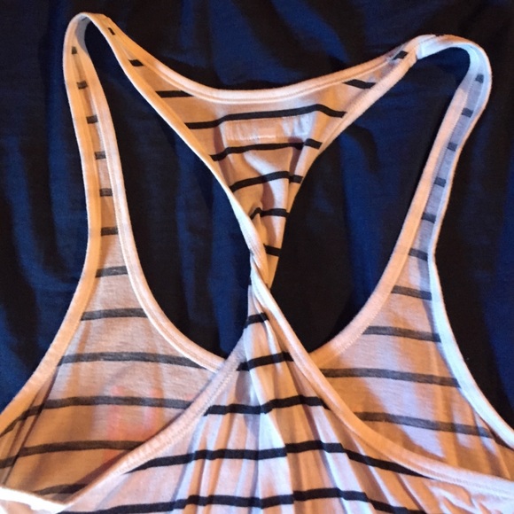 Tank top - Picture 3 of 3