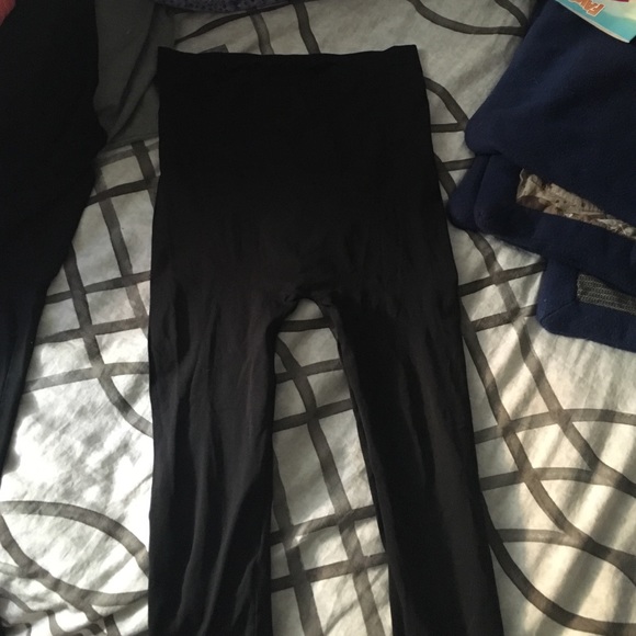 Capris maternity leggings