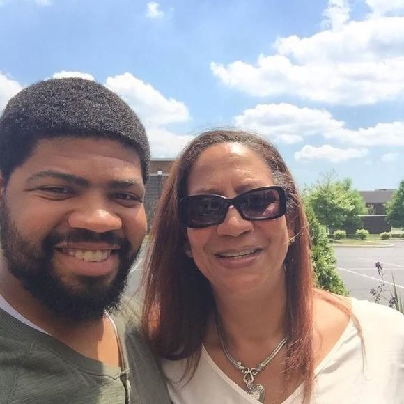 Meet your Posher, Joyce - Picture 1 of 1