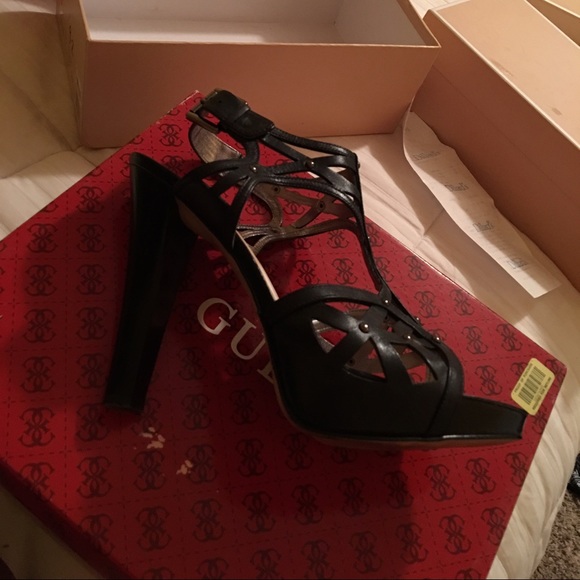 Flirty Black Sandal - Picture 4 of 4