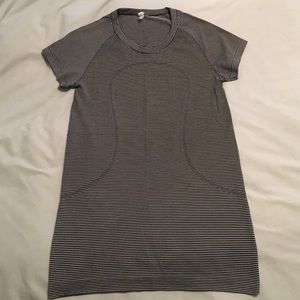 Lululemon Swiftly Tech Top