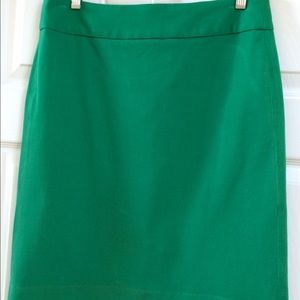 Banana Republic Bi-Stretch Skirt, size 8