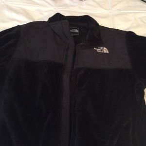 Black youth XL (fits Womens S) North Face Jacket