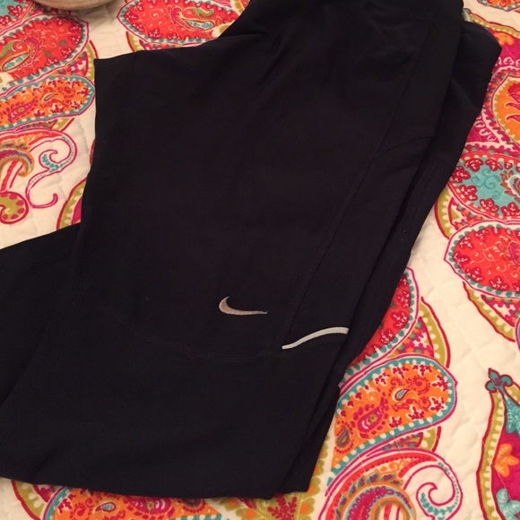 Navy blue nike leggings