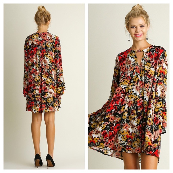 Dancing in the Meadows Floral Dress - Picture 3 of 4