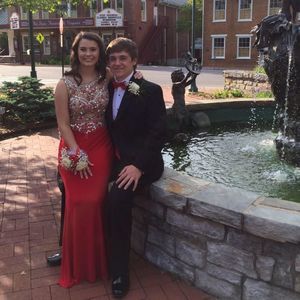 Meet your Posher, Hannah