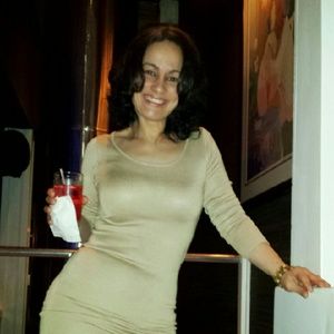 Meet your Posher, Camile