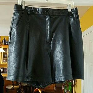 Leather shorts missing button size16