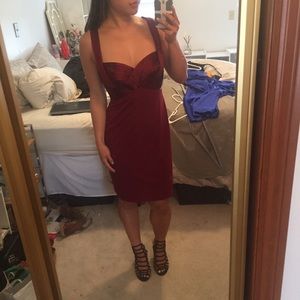Maroon Laundry by Shelli Segal sweetheart dress