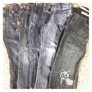 4T boys jeans (5 pairs)