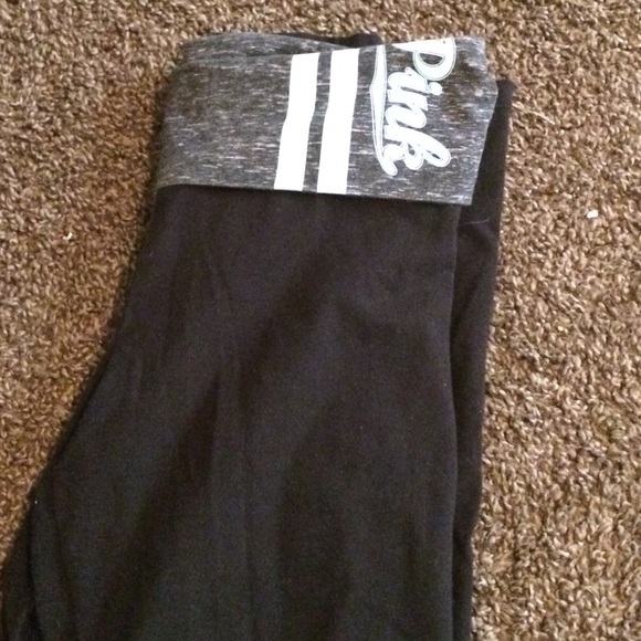 PINK Victoria's Secret - Picture 1 of 3