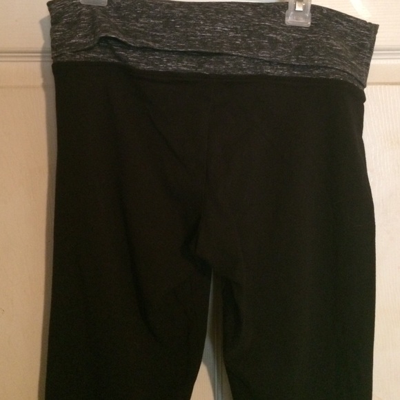 PINK Victoria's Secret - Picture 3 of 3