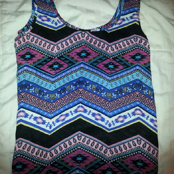 SeXy Elegany Aztec ColoRfuL Camisole Top - Picture 4 of 4