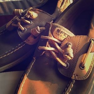 Sperry boat shoes
