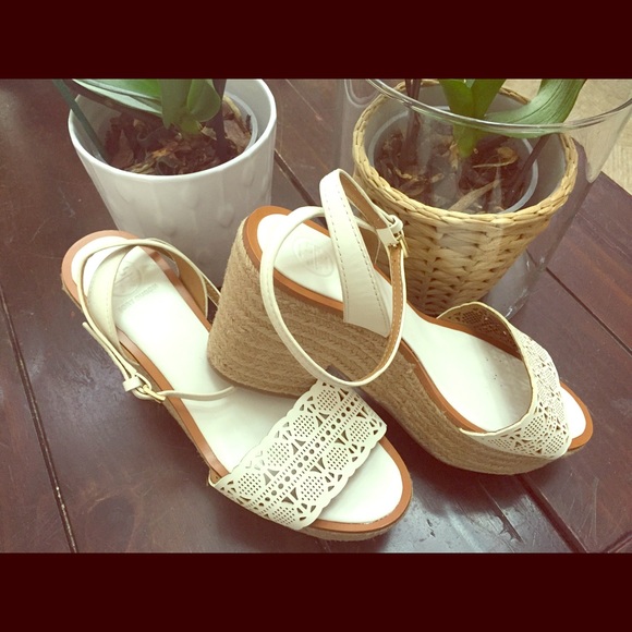 🍁TORY BURCH Platform Sandals 🍁