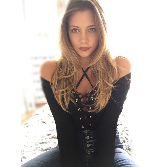 {{SoldOut}} Lace up leo