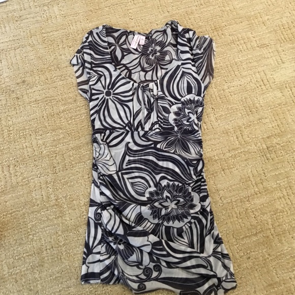 Sheer flower black shirt