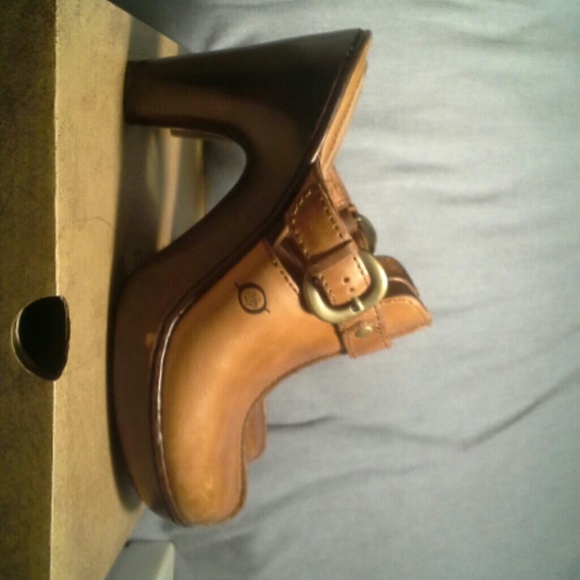 Born Amilynn Clogs