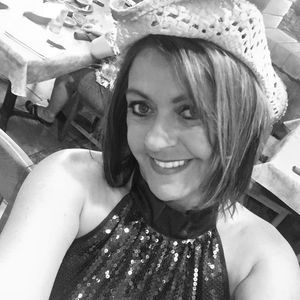 Meet your Posher, Stacy