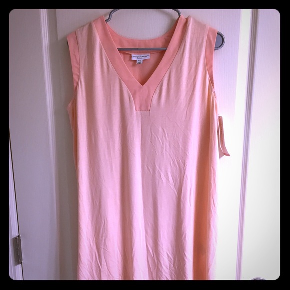 NWT Maternity Pink Tank
