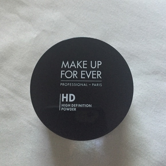 Makeup Forever Other - MAKE UP FOREVER HD powder