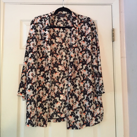 ASTR Printed Blazer